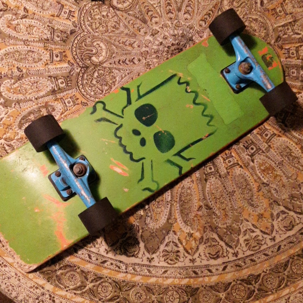 Bart Simpson Santa Cruz complete skateboard
